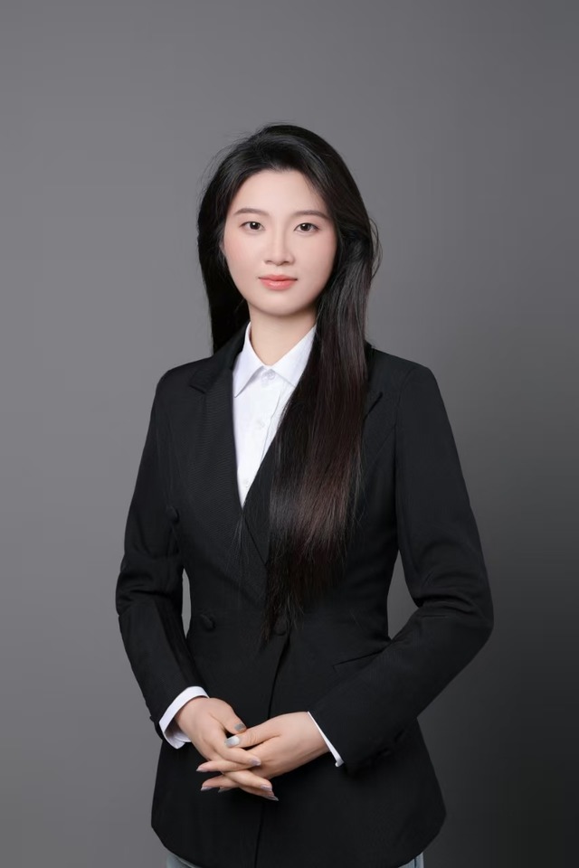 Portrait accompanying account support services